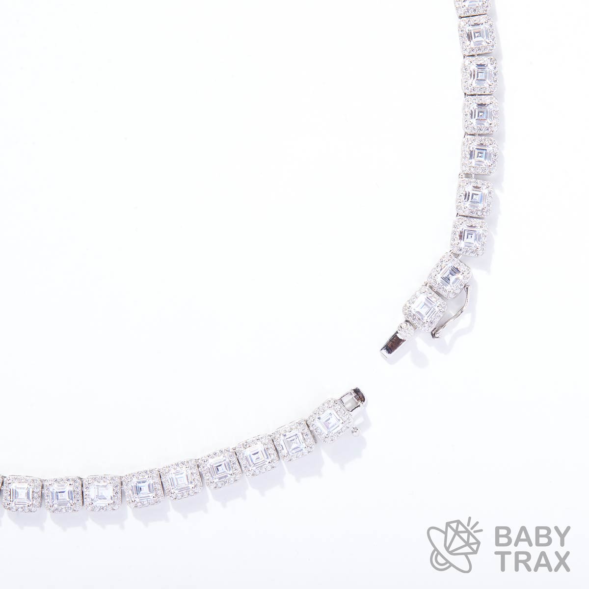 ジルコニア ネックレス チェーン バゲットカット デザイン ホワイトゴールドメッキ シルバー925